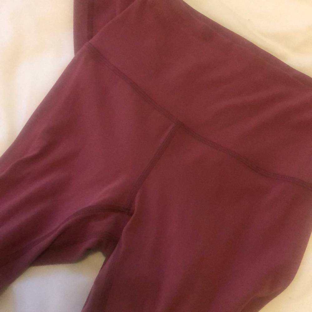 RARE pink Lululemon aligns